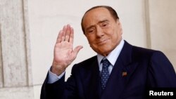 Имаше 86 години и се лекуваше од леукемија