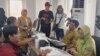 Salah satu timses caleg dan timses capres mengikuti layanan konsultasi kesehatan mental secara gratis yang diadakan oleh RSUD Taman Sari, bekerja sama dengan RS Soeharto Herdjaan dan Puskesmas Taman Sari, di RSUD Taman Sari, Selasa (20/2). (Humas RSUD Taman Sari).