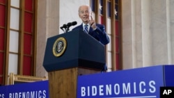Presidenti Biden duke folur në Çikago (28 qershor 2023)