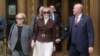 E. Jean Carroll kite tribinal federal Manhattan nan apre juri a jwenn ex-Prezidan Donald Trump te vyole mamzel nan yon pwose sivil nan Nouyok, 8 Me 2023. 
