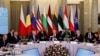 美国总统乔·拜登与北大西洋公约组织（NATO）东翼国家的领导人在华沙举行会晤。(2023年2月22日）