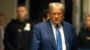 Presidenti i zgjedhur Donald Trump gjatë paraqitjes në Gjykatën e Nju Jorkut (20 maj 2024)