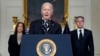 Presiden AS Joe Biden berbicara mengenai perang antara Israel dan Hamas dari Gedung Putih, Washington, pada 10 Oktober 2023. (Foto: AP/Evan Vucci)