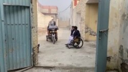 د مهارتونو د زده کړې له لارې د معلولینو څخه ملاتړ
