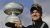 Luke Donald Buat Kejutan di Arizona