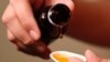 Obat batuk sirop,19 Oktober 2022. (Foto: REUTERS/Ajeng Dinar Ulfiana)