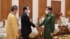 
စစ်ကောင်စီဥက္ကဋ္ဌ ဗိုလ်ချုပ်မှူးကြီးမင်းအောင်လှိုင်နဲ့ ရှမ်းပြည်ပြန်လည်ထူထောင်ရေးကောင်စီဥက္ကဋ္ဌ ဗိုလ်ချုပ်ကြီး ယွက်စစ်နဲ့အဖွဲ့ ဒီကနေ့ မနက်ပိုင်းက နေပြည်တော်မှာ တွေ့ဆုံစဉ်။ (မေ ၂၀၊ ၂၀၂၂/ဓာတ်ပုံ VOM)