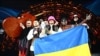 Pemenang Kontes Eurovision Lelang Tropi untuk Bantu Tentara Ukraina 