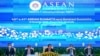 អ្នក​កាសែត​ VOA ​និង​ VOD មិន​ត្រូវ​បាន​អនុញ្ញាត​ឱ្យ​​ចូល​យក​ព័ត៌មាន​ក្នុង​សន្និ​សីទ​របស់​នាយក​រដ្ឋ​មន្រ្តី