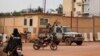 Tentara Burkina Faso terlihat dikerahkan di Ouagadougou pada 30 September 2022. (Foto: AFP)