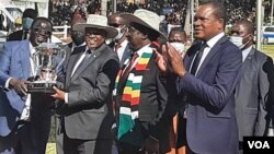 Umongameli Masisi loMongameli Mnangagwa