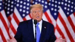 Presidenti Donald Trump duke folur nga Shtëpia e Bardhë (4 nëntor 2020)