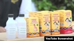 Obat yang ditampilkan BPOM dalam keterangan kepada media, yang diduga mengandung cemaran bahan berbahaya.foto screenshot