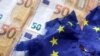Ilustrasi - Zona euro besar kemungkinan akan memasuki resesi dengan aktivitas bisnis menyusut pada laju tercepat selama hampir dua tahun terakhir.(REUTERS/Dado Ruvic)
