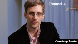 Edward Snowden dalam wawancara yang ditayangkan oleh televisi Inggris, Channel 4 (Foto: dok))