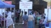 စစ်တွေမြို့က မဲရုံတစ်ခုရှေ့မြင်ကွင်း (၂၀၂၀ နိုဝင်ဘာ ၈ ရက်)