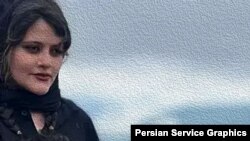 مهسا امینی