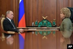 Vladimir Putin i Valentina Matviyenko