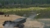 Британія вже надала українській армії кілька ракетних систем залпового вогню M270, які відрізняються гусеничною ходовою частиною від колісної, яку мають надані Україні американські HIMARS.