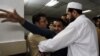 Suicide Bomber Kills 8 in NW Pakistan