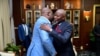 Mokonzi ya mboka ya RDC Félix Tshisekedi ayambi mokambi ya kala ya ndako na ye ya mosala Vital Kamerhe na Cité ya Union africiane, Kinshasa, le 28 juin 2022.