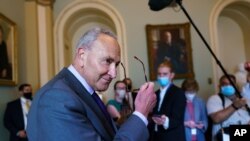 Pemimpin Mayoritas Senat Chuck Schumer, di Capitol di Washington, Rabu, 28 Juli 2021. (Foto: AP/J. Scott Applewhite)