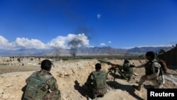 Soldats afghans en position de riposte en Afghanistan, le 1er mars 2017.