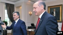 Türkiyə seçkilərinin nəticələri müzakirə mövzusu olaraq qalır