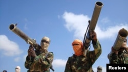 Wasu daga cikin maaykan Al Shabab masu ta da kayar baya a Somaliya da makwabtanta