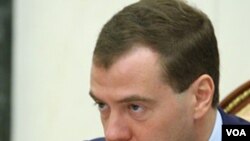 Presiden Rusia Dmitri Medvedev berniat mencalonkan lagi untuk jabatan Presiden Rusia periode kedua.