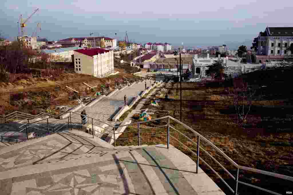 A city view in Nagorno. (U. Filimonova/VOA)