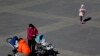 China Bujuk Warganya Agar Punya Banyak Anak