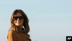 Melanija Tramp, prva dama SAD, u svojoj prvoj samostalnoj poseti Africi.