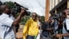 Le blocage d'internet jugé illégal et l'arrestation d'un chef syndical au Zimbabwe