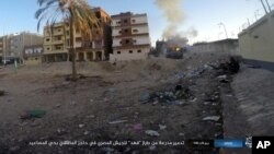 Une attaque meurtrière à el-Arish (dans le nord du Sinaï, Egypte) diffusée sur le site internet de l’Etat islamique, 9 janvier 2017.