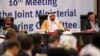 Menteri Energi Arab Saudi Khalid al-Falih (tengah) berbicara dalam sidang ke-10 Komite Bersama Menteri OPEC untuk memonitor pengurangan produksi minyak. Pertemuan berlangsung di Aljazair, 23 September 2018.