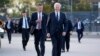 ប្រធានាធិបតី​អាមេរិក​លោក Joe Biden ញញឹម​មុន​នឹង​ឡើង​យន្តហោះAir Force One ទីអាកាសយានដ្ឋាន​ទីក្រុងបែរឡាំង​ប្រទេស​អាល្លឺម៉ង់កាលពីថ្ងៃទី​១៨ តុលា ២០២៤។