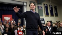 Kandidat presiden AS Marco Rubio berkampanye di Derry, New Hampshire, 5 Februari 2016.