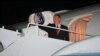 Menteri Luar Negeri AS Mike Pompeo saat akan bertolak ke Saudi dari Pangkalan Udara Militer Andrews di Maryland, 17 September 2019.