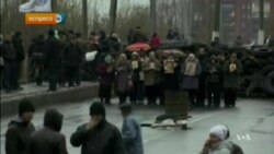Ukraine Receives Additional Aid As Tensions Rise