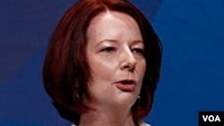 PM Australia Julia Gillard berencana mengenakan pajak khusus kepada rakyatnya untuk membantu pemerintah membangun kembali daerah bencana.