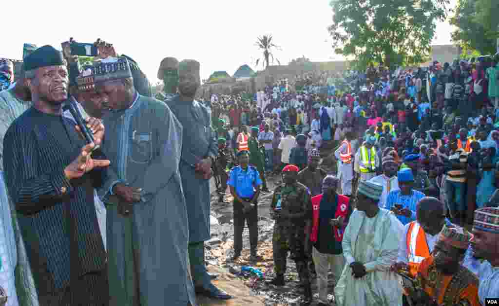 Mataimakin Shugaban Kasa Yemi Osinbanjo A Katsina Yayin da Yaje Jaje Kan Iftila'in Ambaliyar Ruwa