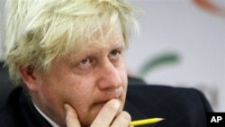 Wali kota London Boris Johnson berupaya meraih keuntungan dari berbagai bekas fasilitas Olimpiade (27/11).