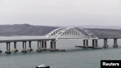 러시아 본토와 우크라이나 남부 크름반도(크림반도)를 잇는 크름대교(케르치해협대교) (자료사진)