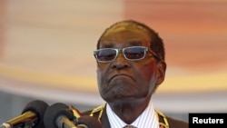 Robert Mugabe à Harare, le 10 août 2015.