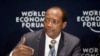 Patrice Motsepe s'exprime lors de la réunion du Forum économique mondial sur l'Afrique, au Cap, en Afrique du Sud, le 4 juin 2015. 