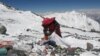 L'expédition de nettoyage au mont Everest