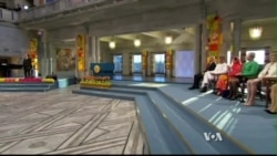 VOA Producer Performs Tribute Song to Malala at Nobel Ceremony