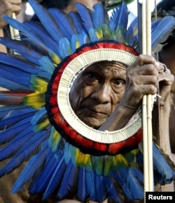 An elderly member of Brazil's Surui Nation. Researchers found the Surui bear a genetic relationship to indigenous peoples of Australia and New Guinea.