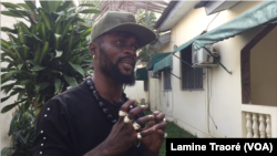 Dominique Koffi, dit DJ Arafat Junior, Abidjan, le 30 août 2019. (VOA/Lamine Traoré)